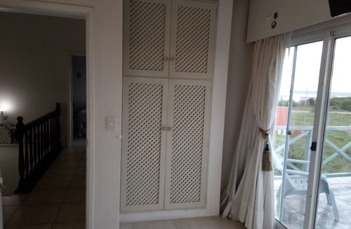 Manatiales House | Beach just across the street; pubs, restaurants, flea markets