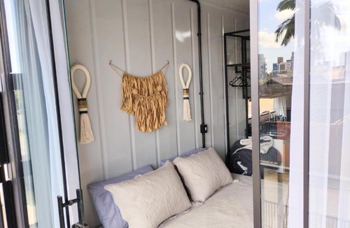 Centro Apartment | Beach Loft Containers n 3 c sacada, ar cond, 200m mar