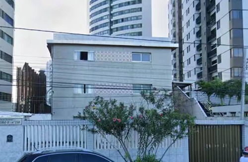 Pina Apartment | Beachfront apartment in Pina