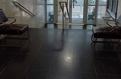 Jose Menino Apartment | Beachfront apartment in Santos on Canal 1
