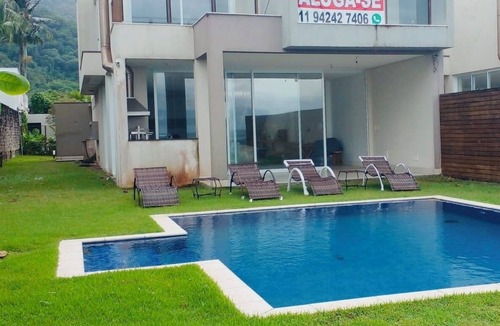 Maresias House | Beachfront house in Maresias