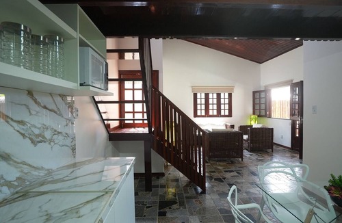 Caponga Ski Chalet | Beachfront Retreat with Pool and Garden