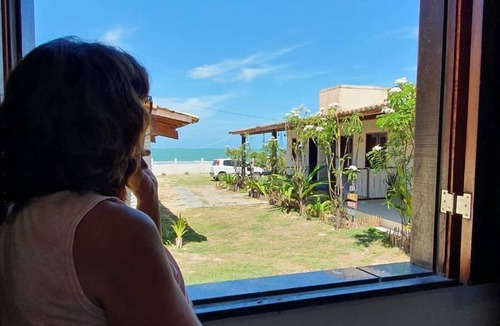 Trairi Ski Chalet | Beachfront studio with a beautiful view of the ocean.