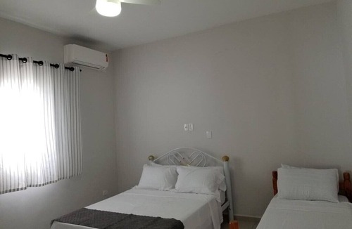 Jardim Rafael House | Beautiful beach house with pool in Bertioga!