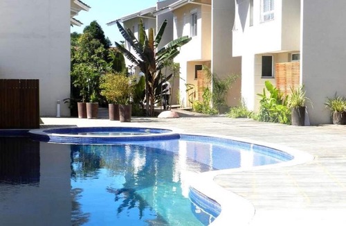 Sao Sebastiao House | BEAUTIFUL HOUSE CAMBURY Gated Community 5 Bedrooms 300mts from the Beach, Camburi, S.Sebastião