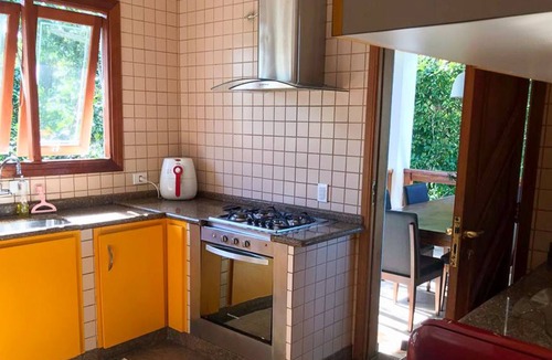 Costa do Sol House | BEAUTIFUL HOUSE - FOOT IN THE SAND - COSTA DO SOL - GUARATUBA - WITH SWIMMING POOL