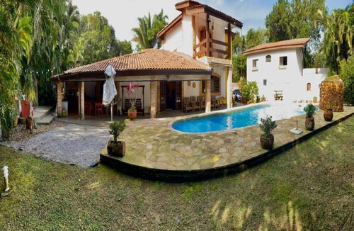 Costa do Sol House | Beautiful house for 25 people, with swimming pool, feel the country air on the beach.