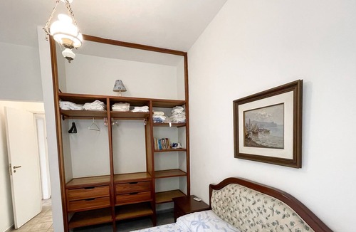 Jardim Itagua House | Beautiful house with 4 bedrooms (Air Conditioning) 100 mts from the beach