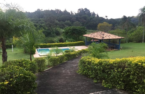 Itupeva House | Beautiful Place Near Parks and Outlet
