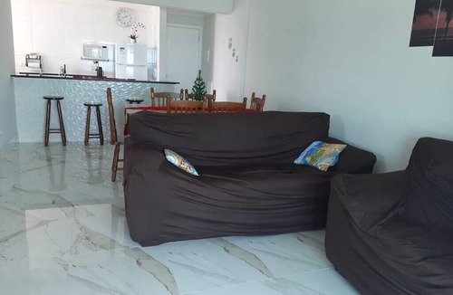 Vila Anhanguera Apartment | Beautiful seafront apartment