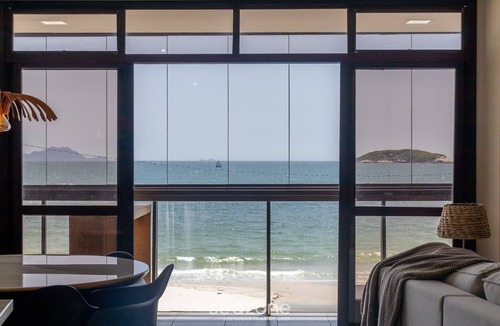 Ingleses Sul Apartment | Beautiful Seaside Apartment With Barbecue Rig0102