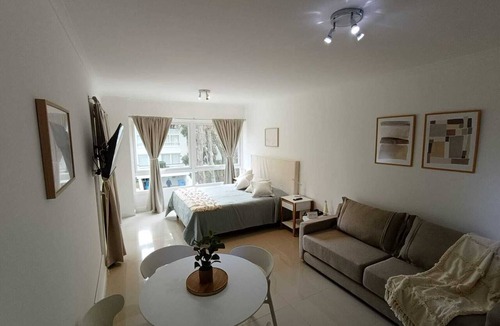 Maldonado Apartment | Beautiful Studio Apartment in Green Park II, Solanas