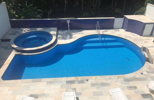 Riviera de Sao Lourenco House | Beautiful townhouse with air conditioning, swimming pool and independent hot tub