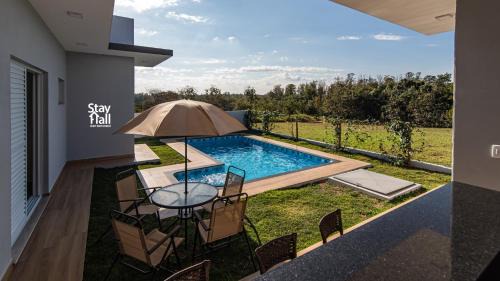 Aguas de Santa Barbara House | Bela Casa-3Qrts-Piscina Privativa-SH126