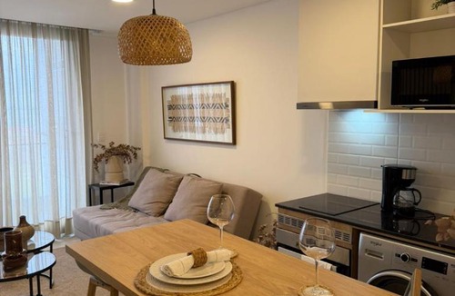 Encarnacion Apartment | Bello apartamento en edificio Vivo Costanera Frente a la playa! Con Parking