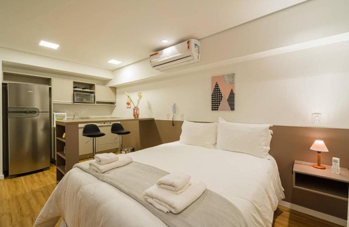 Central Zone Apartment | BHomy Bela Vista Bem localizado APM1601