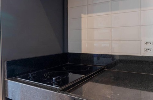 Pinheiros Apartment | BHomy Pinheiros Moderno e bem localizado OR607