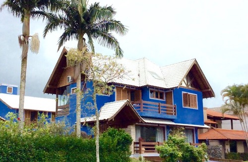 Jurere Internacional House | BLUE HOUSE IN INTERNATIONAL JURERÊ