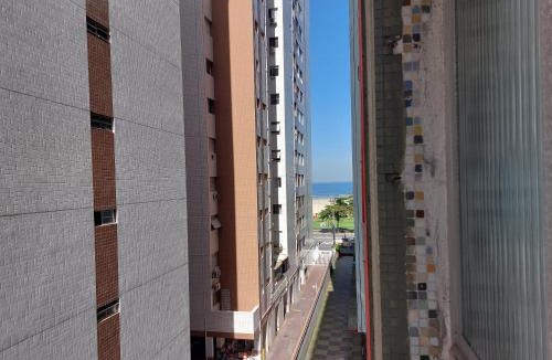 Jose Menino Apartment | Book Santos - M.A. Frente à praia do José Menino