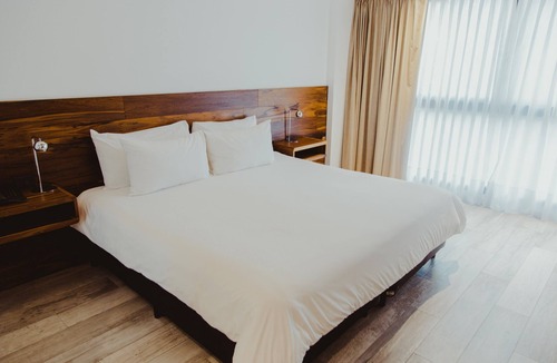 Rio Cuarto Hotel | Boutique Wellness Stay with 2 Pools | 7 Mins to 9 de Julio Stadium & City Center