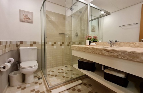 Alphaville Industrial Apartment | Modern flat with wifi+1 space Alphaville Industrial