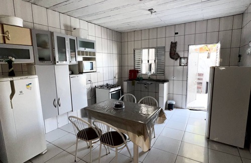 Mongagua House | LARGE HOUSE - WI-FI - SWIMMING POOL - BARBECUE - HYDRO