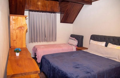 Alto do Capivari Cottage | Casa Espetacular em Campos do Jordão com Lareira e Wi-fi- Próxima do Capivari