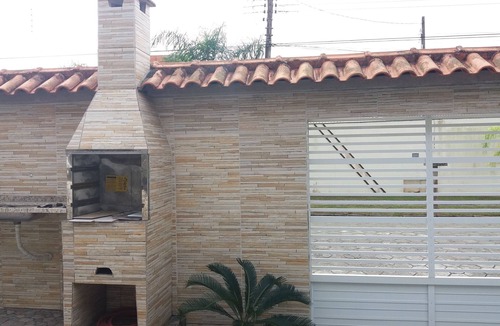 Jardim Imperador House | Casa Para Locação em Peruíbe/oasis, com Internet e 12 Minutos a pé da Praia