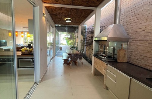 Maresias House | Cozy property right on the sand - Maresias Beach Available New Year's Eve