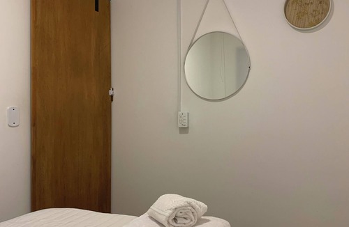 Pontal da Cruz House | Casa Recém Decorada com ar Condicionado, Espaço Para Pets e Próximo a Praia