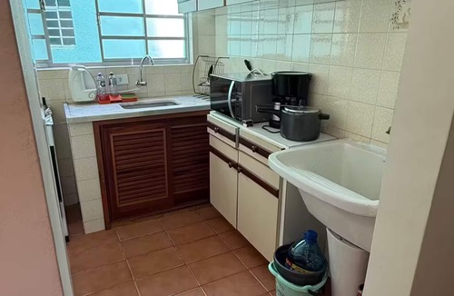 Tenorio Apartment | Praia Grande - Right on the sand (30 meters from the shore)
