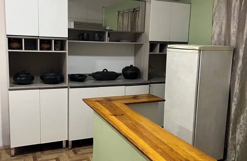 Mogi das Cruzes House | Studio flat with kitchen in central area with air conditioning and garage