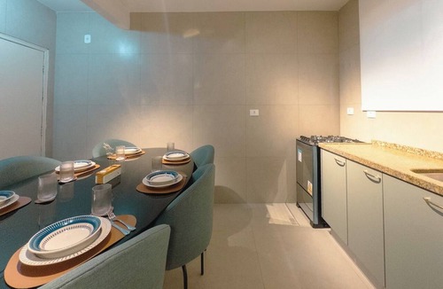 Maringa Apartment | Bright Apartment by Praca dos Expedicionarios - HU337-101