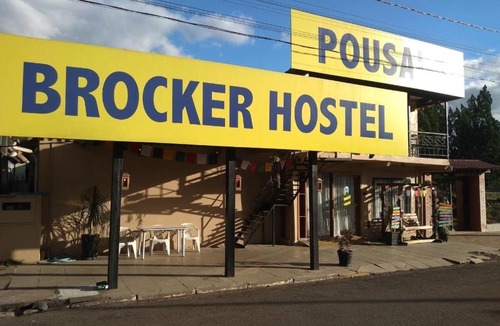 Tres Coroas House | Brocker Hostel Pousada