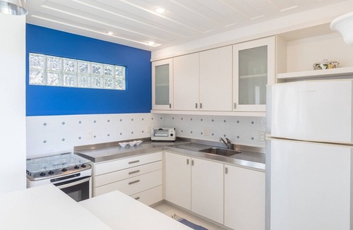 Praia Rasa Villa | Buz043 - Beachfront Villa with Infinity Pool