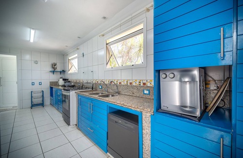 Porto Belo House | Bz79 House with Pool and Sauna 300 meters from the Beach!