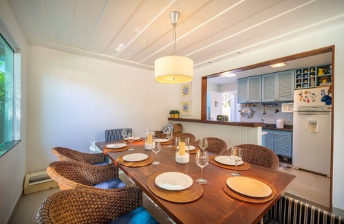 Downtown Buzios House | Bz92 Beautiful house 600m from Rua das Pedras! 4 suites