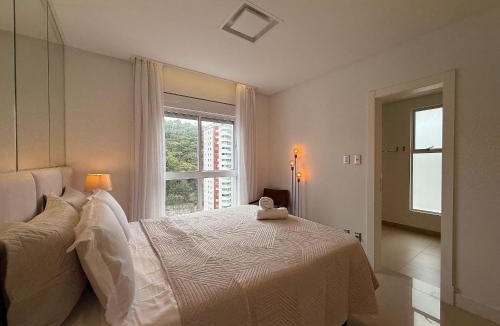 Pioneiros Apartment | CA04- 3 Suites alto padrão e 2 vagas de garagem