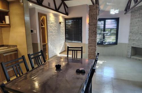Mendoza Wine Region House | Cabaña con parque en Tupungato