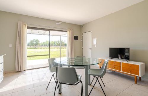 Maipu Apartment | Cabaña entre Viñedos con Vista Panorámica y Piscina