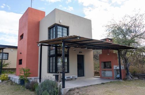Comuna Estancia Vieja House | Cabaña "Ideal" de Diseño, Vista Panorámica, Pile Comp, Zona de Montaña