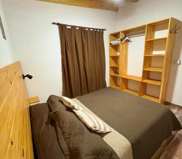 Alta Gracia Apartment | Cabaña tranquila y gran parque ideal para parejas