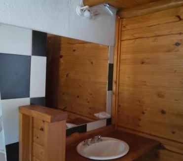 Comuna Estancia Vieja Cabin | CABAÑAS L y L