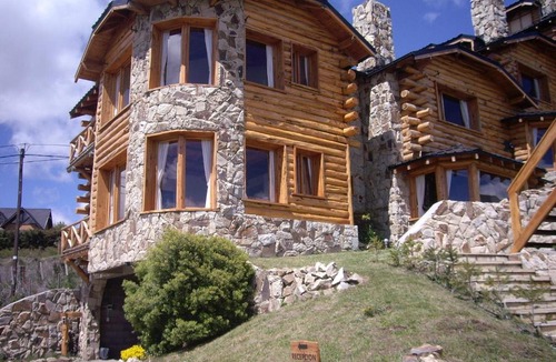 San Carlos de Bariloche Cabin | Cabañas Chesa Engadina