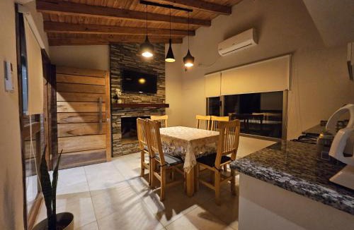 Rama Caida House | Cabañas Golden