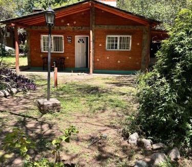 Las Rosas House | Cabañas y Hostería Valle de las rosas