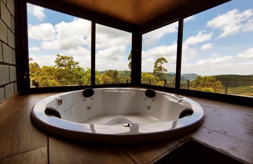 Capitao House | Cabana com hidro e natureza!