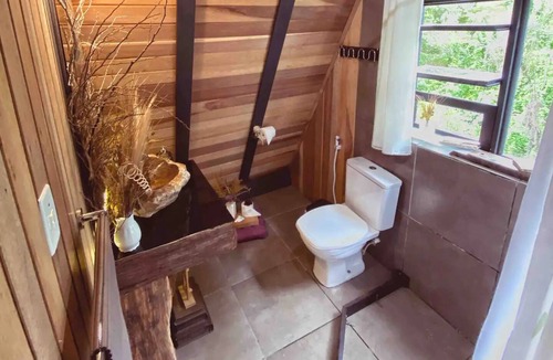 Vila Iara Cabin | Cabana Encantos da Serra 5 minutes from capivari. we accept pet