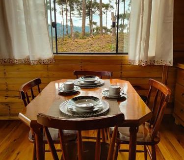 Bom Retiro Ski Chalet | Cabana Eucalipto