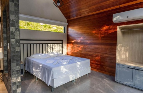 Biguacu House | Cabana Vista para o Lago